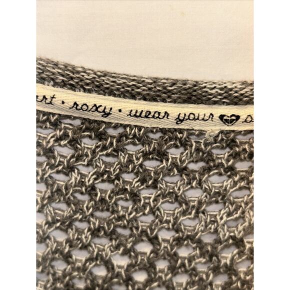 Roxy Fishnet Crochet Sweater Womens Medium Heathered Gray Grunge Coastal Beach - Picture 15 of 15